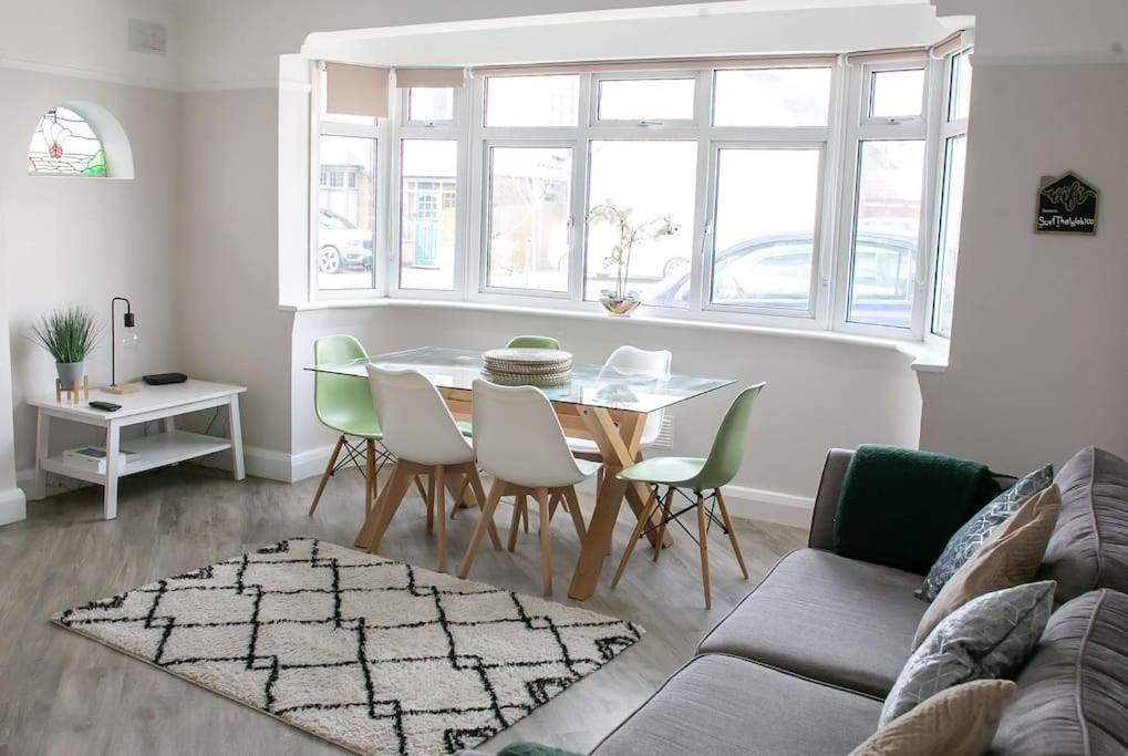 Ferienwohnung Coastal Haven In Leigh-On-Sea Southend-on-Sea Exterior foto
